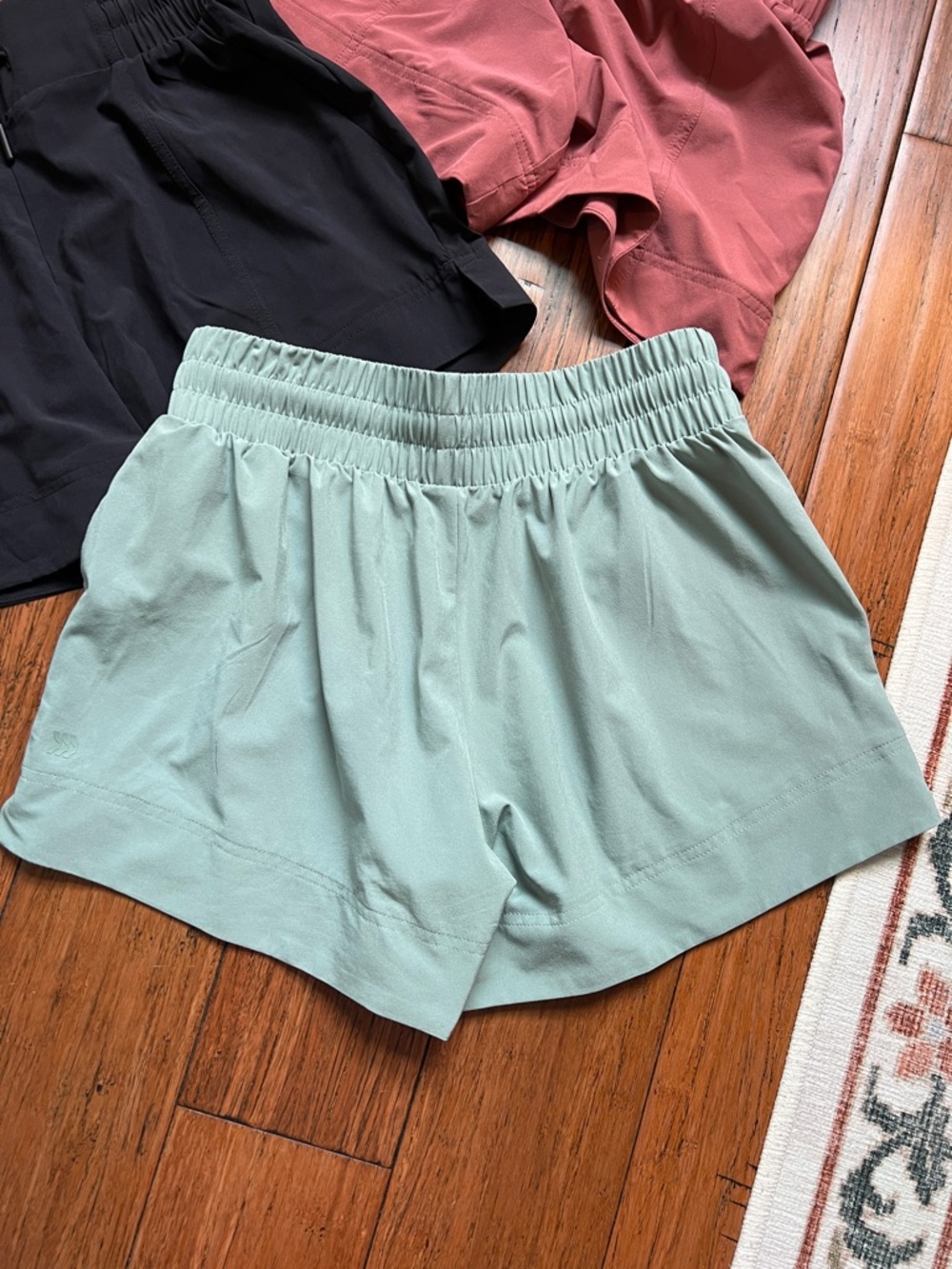 Women’s All in Motion 3 Pack Athletic Shorts size XS - Picture 5 of 7